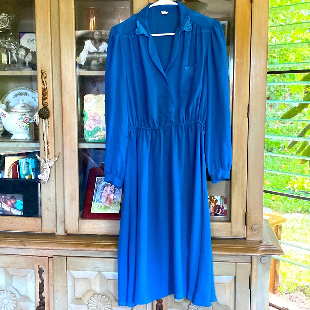 Classic elegant vibrant blue vintage dress mid length long sleeve